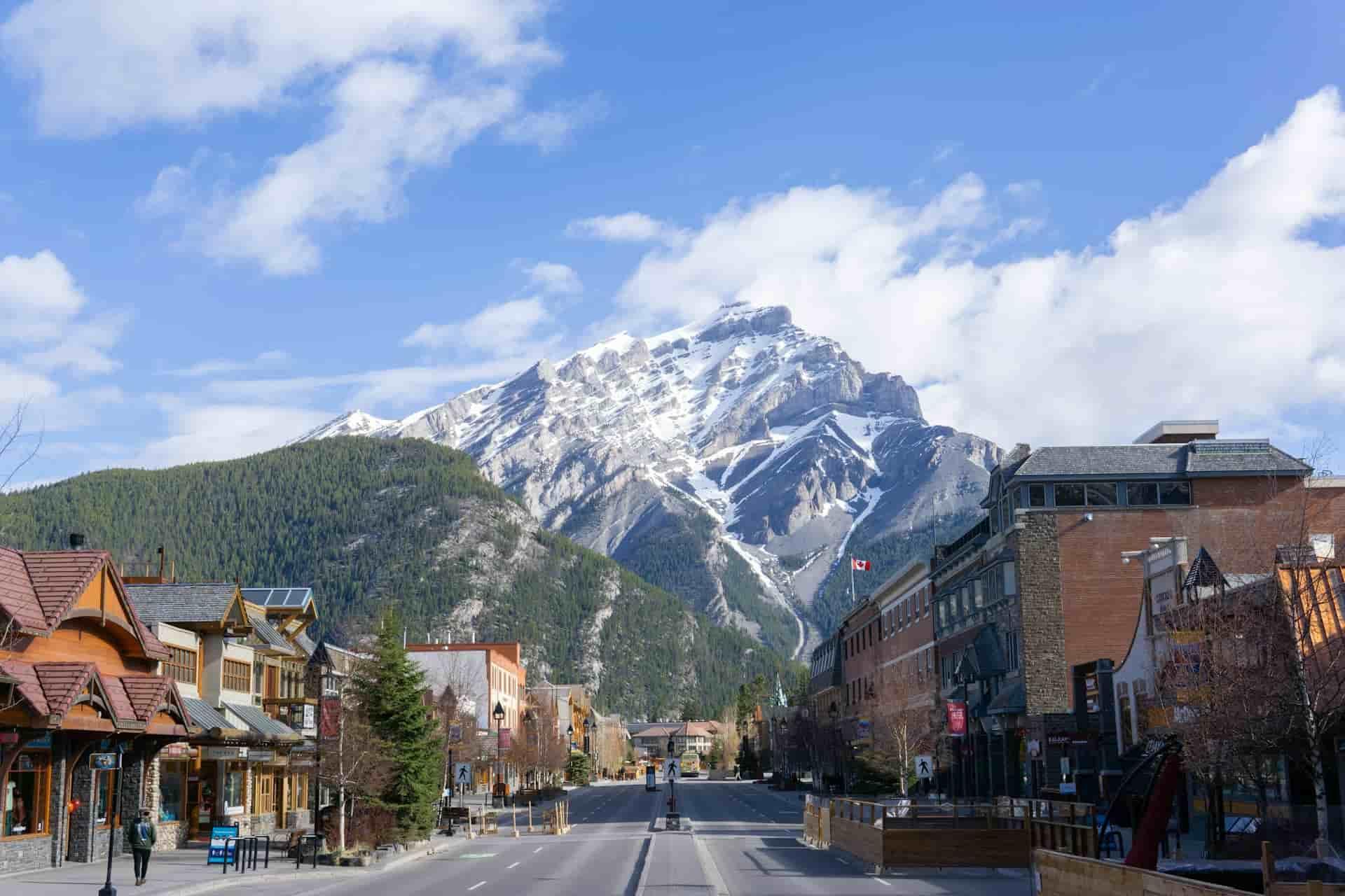 Calgary to Banff route